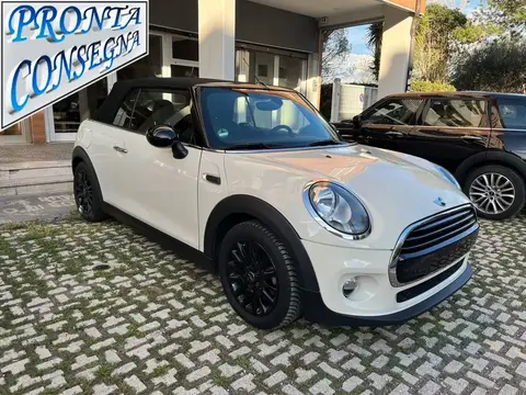 Used MINI COOPER Petrol 2016 Ad 