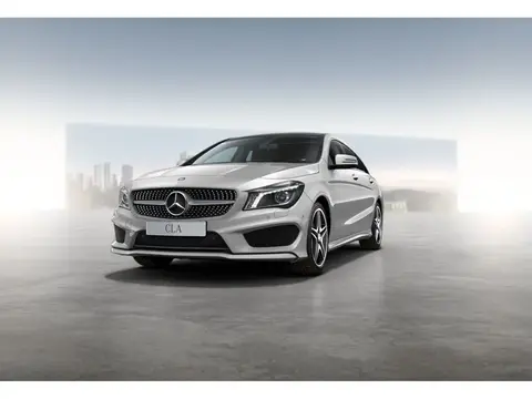 Used MERCEDES-BENZ CLASSE CLA Petrol 2016 Ad 