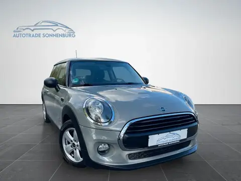 Annonce MINI ONE Essence 2019 d'occasion Allemagne