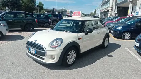 Used MINI ONE Petrol 2017 Ad 