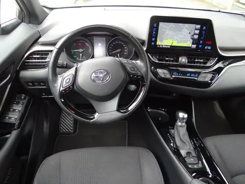 Used TOYOTA C-HR Hybrid 2019 Ad 