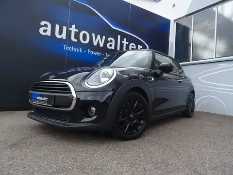 Annonce MINI ONE Essence 2020 d'occasion Allemagne