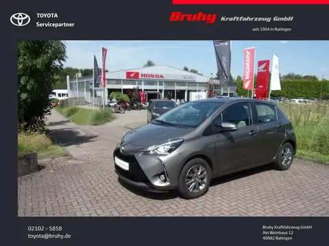 Annonce TOYOTA YARIS Essence 2017 d'occasion Allemagne