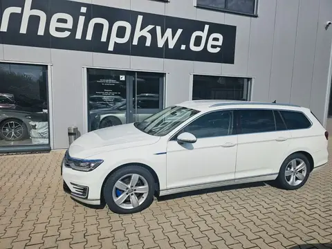 Used VOLKSWAGEN PASSAT Hybrid 2018 Ad 