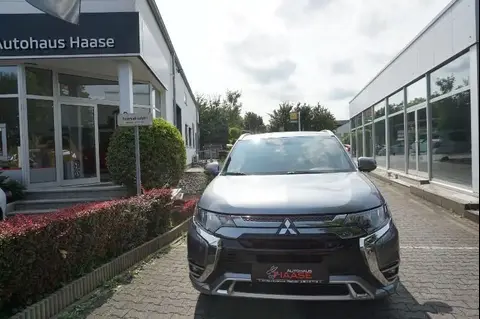 Used MITSUBISHI OUTLANDER Hybrid 2019 Ad 