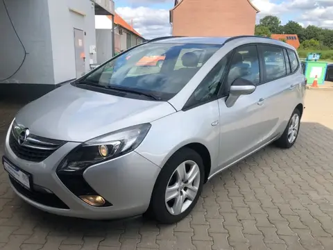 Used OPEL ZAFIRA Petrol 2016 Ad 