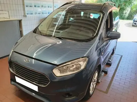 Used FORD TOURNEO Petrol 2019 Ad 