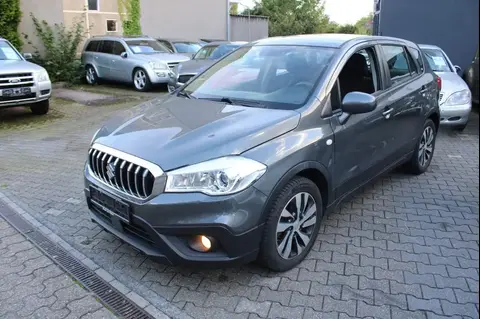 Used SUZUKI SX4 Petrol 2017 Ad 