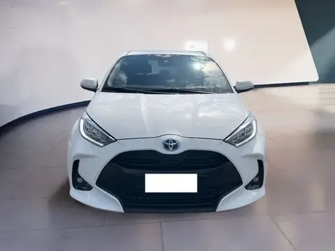 Used TOYOTA YARIS Hybrid 2021 Ad 