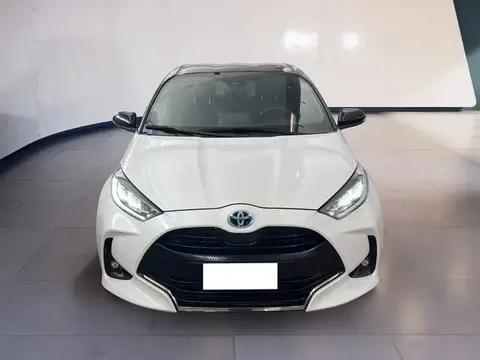 Used TOYOTA YARIS Hybrid 2021 Ad 