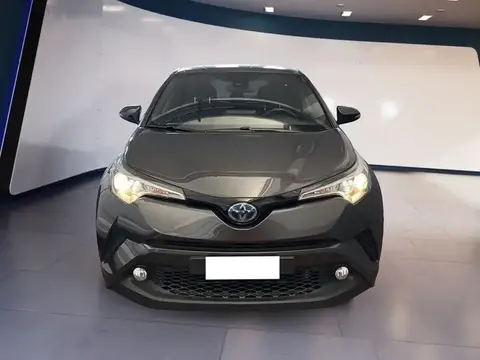 Used TOYOTA C-HR Hybrid 2019 Ad 