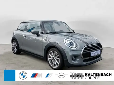 Annonce MINI COOPER Essence 2021 d'occasion Allemagne