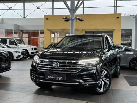 Used VOLKSWAGEN TOUAREG Diesel 2019 Ad 