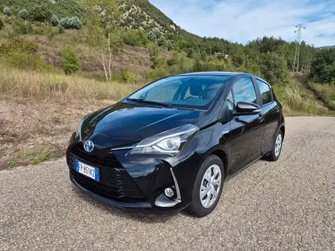 Used TOYOTA YARIS Hybrid 2018 Ad 