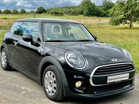 Used MINI ONE Petrol 2015 Ad 