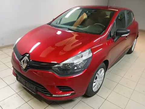 Used RENAULT CLIO Petrol 2018 Ad 