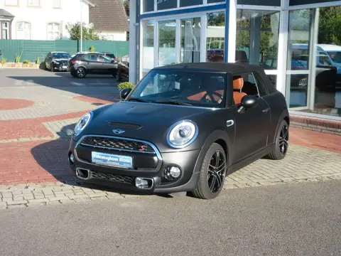 Annonce MINI COOPER Essence 2018 d'occasion Allemagne