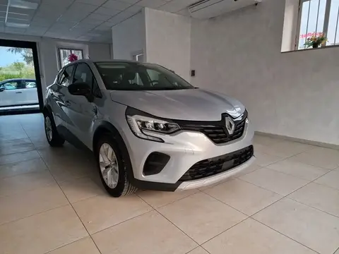 Used RENAULT CAPTUR Petrol 2022 Ad 