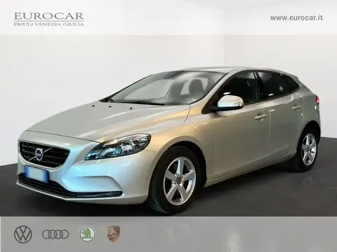 Annonce VOLVO V40  2016 d'occasion 