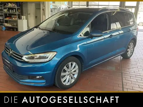 Used VOLKSWAGEN TOURAN Petrol 2017 Ad 