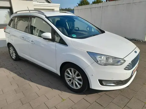 Used FORD GRAND C-MAX Petrol 2019 Ad 