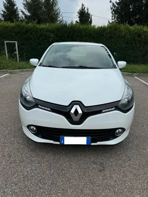 Used RENAULT CLIO Diesel 2015 Ad 