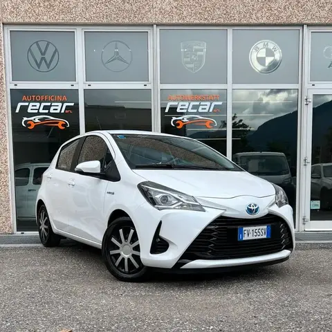 Used TOYOTA YARIS Hybrid 2019 Ad 