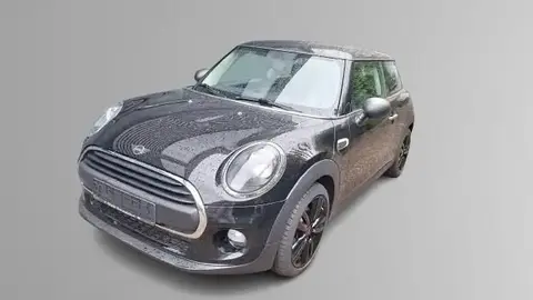 Used MINI ONE Petrol 2018 Ad 