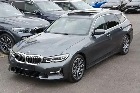 Used BMW SERIE 3 Petrol 2019 Ad 