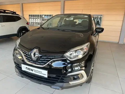 Used RENAULT CAPTUR Petrol 2017 Ad 