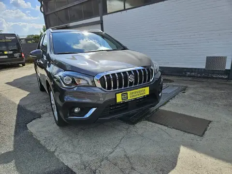 Used SUZUKI SX4 Petrol 2019 Ad 