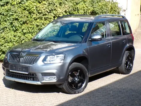 Used SKODA YETI Petrol 2017 Ad 