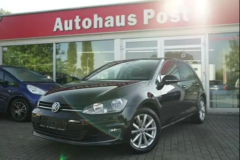 Used VOLKSWAGEN GOLF Petrol 2015 Ad 