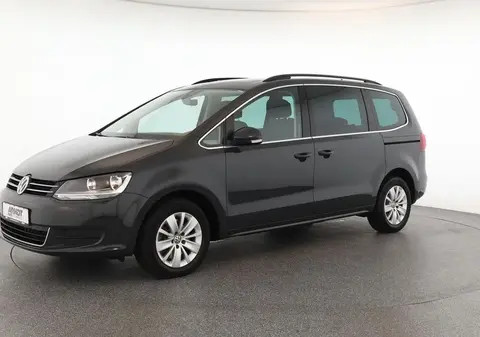 Used VOLKSWAGEN SHARAN Petrol 2022 Ad 