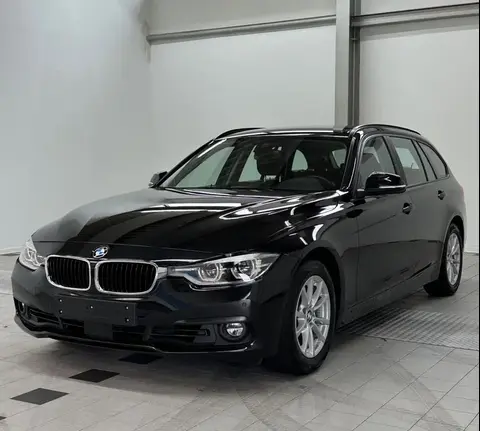 Used BMW SERIE 3 Petrol 2017 Ad 