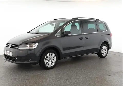 Used VOLKSWAGEN SHARAN Petrol 2022 Ad 