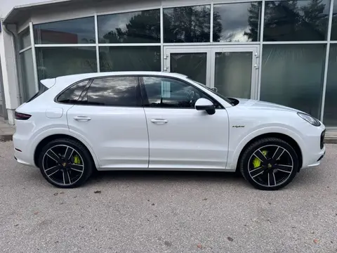 Used PORSCHE CAYENNE Hybrid 2022 Ad 