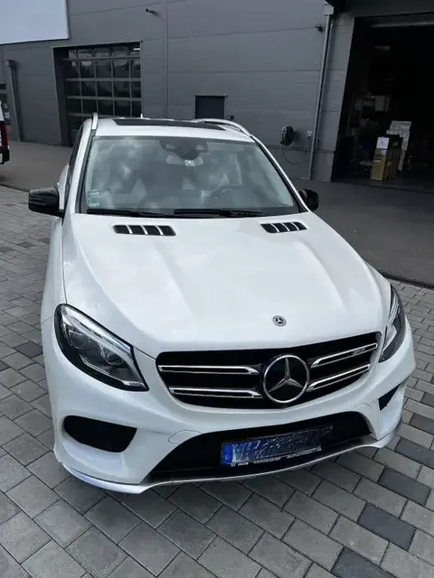 Used MERCEDES-BENZ CLASSE GLE Petrol 2017 Ad 