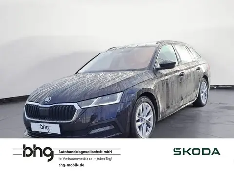 Used SKODA OCTAVIA Petrol 2021 Ad 