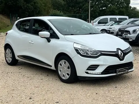 Used RENAULT CLIO LPG 2017 Ad 