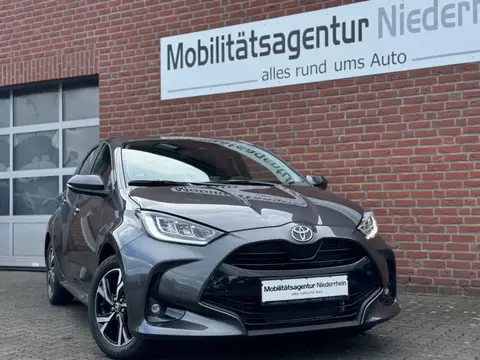 Annonce TOYOTA YARIS Essence 2024 d'occasion Allemagne