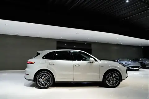 Used PORSCHE CAYENNE Hybrid 2021 Ad 