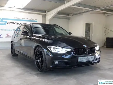 Used BMW SERIE 3 Petrol 2018 Ad 