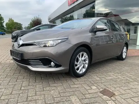 Used TOYOTA AURIS Petrol 2017 Ad 