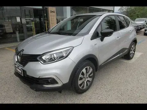 Used RENAULT CAPTUR Diesel 2019 Ad 