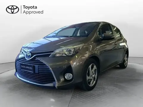 Used TOYOTA YARIS Hybrid 2016 Ad 