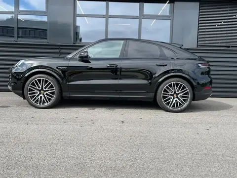 Used PORSCHE CAYENNE Hybrid 2024 Ad 