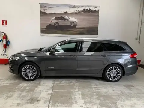 Used FORD MONDEO Hybrid 2019 Ad 