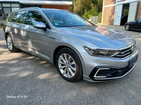 Used VOLKSWAGEN PASSAT Hybrid 2020 Ad 