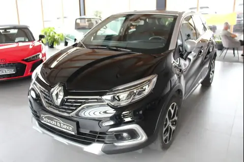 Used RENAULT CAPTUR Petrol 2018 Ad 